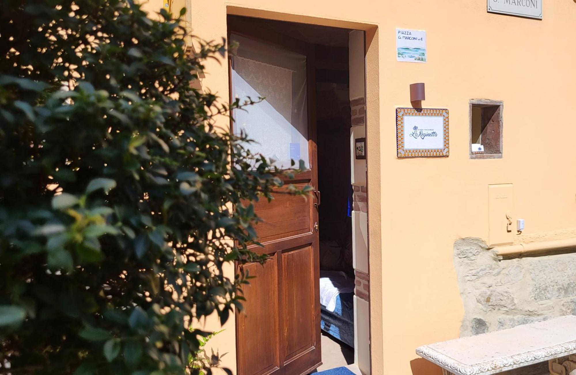 La Reginetta Holiday Home 特拉西梅诺湖畔托罗 外观 照片